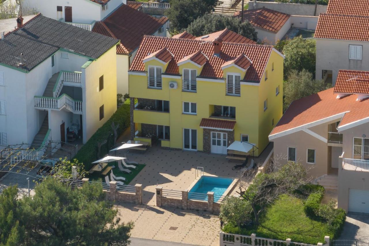 Apartments Oliva Vrsi Esterno foto