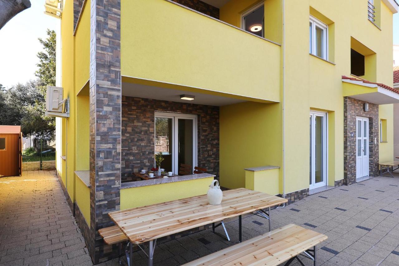 Apartments Oliva Vrsi Esterno foto