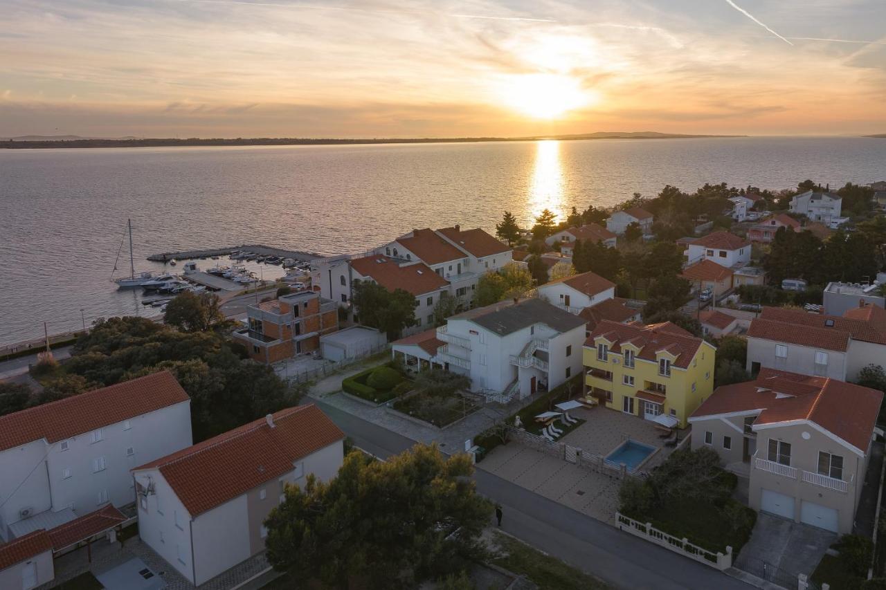 Apartments Oliva Vrsi Esterno foto