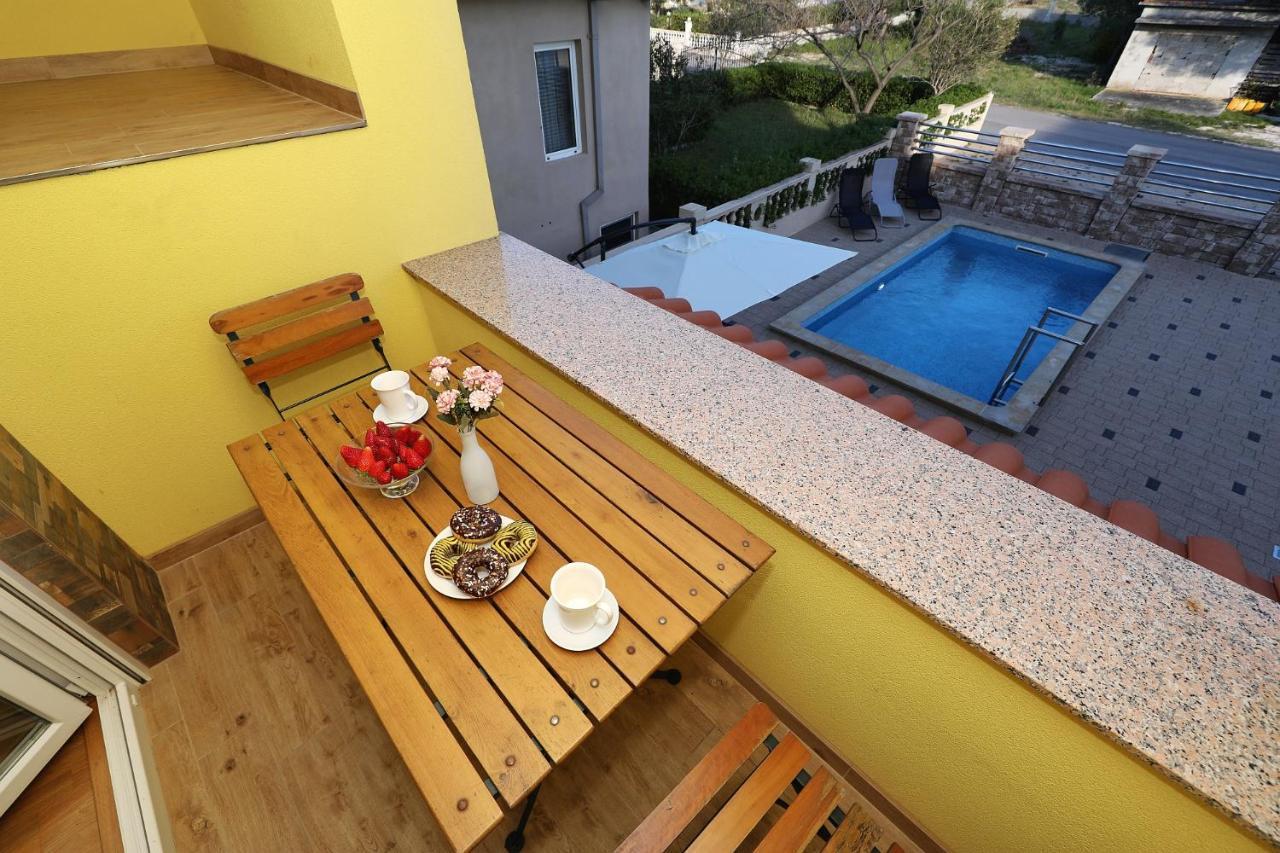 Apartments Oliva Vrsi Esterno foto
